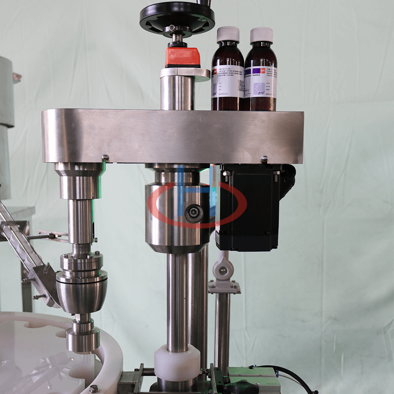 Liquid Filling Capping Machine, Light Avoiding Bottle Filling Machine, Filling Production Line